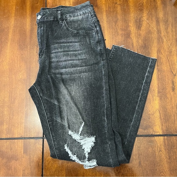 Women’s brand new jeans - Picture 1 of 4